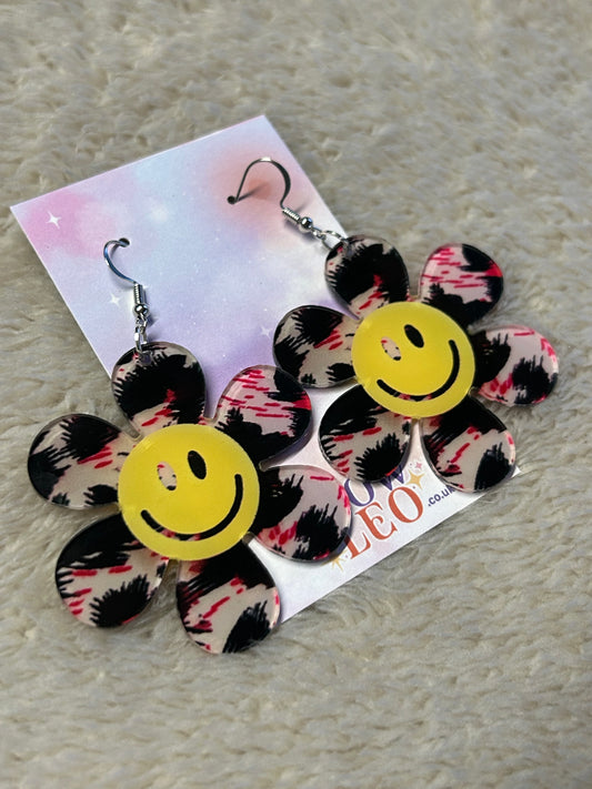 Pink Tiger Smiley Flower Earrings (FREE!)