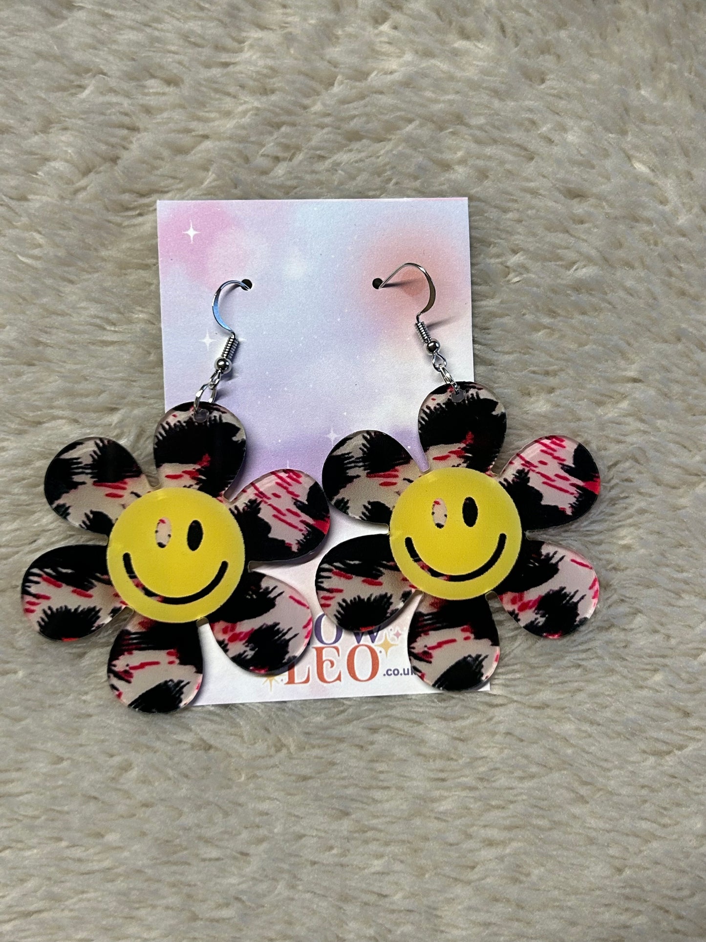 Pink Tiger Smiley Flower Earrings